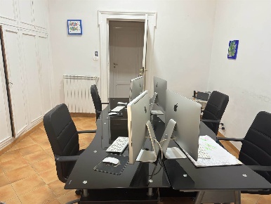 Foto Ufficio a Napoli Chiaia di 20 m² con 1 locali in affitto
