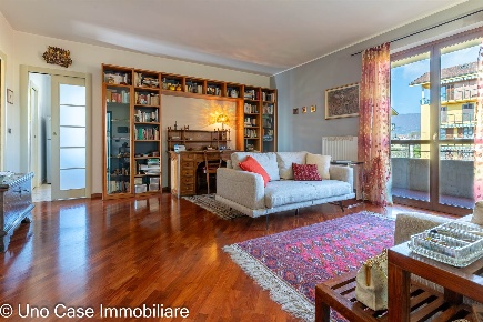 Foto Appartamento in via belmonte  1, Ivrea di 110 m² con 4 locali