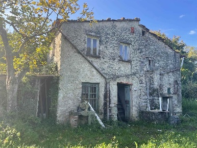 Foto Rustico in località Monti San Lorenzo, Lerici Pugliola, Solaro