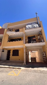 Foto Appartamento a Vittoria Centro di 85 m² con 3 locali in vendita