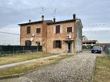Foto Case semi ndipendenti a Moglia di 100 m² con 4 locali in vendita