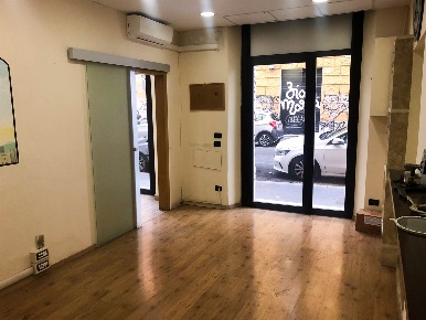 Foto Negozio in VIA DEI SABELLI 151, Roma San Lorenzo di 43 m² con 1 locali