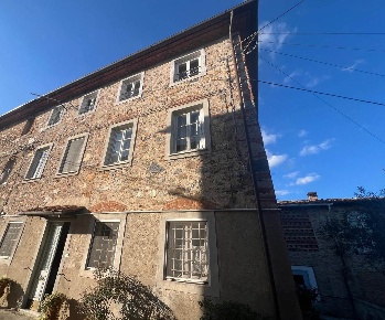 Foto Casa indipendente in via castel durante, Capannori di 220 m²