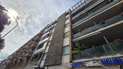 Foto Appartamento in via ostiense 160, Roma Ostiense di 90 m² con 2 locali