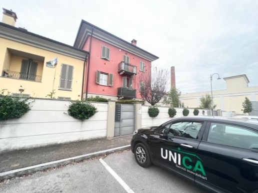 immagine annuncio 3 di 8