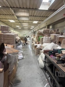 Foto Magazzino a Prato Cafaggio - Grignano di 1000 m² in affitto