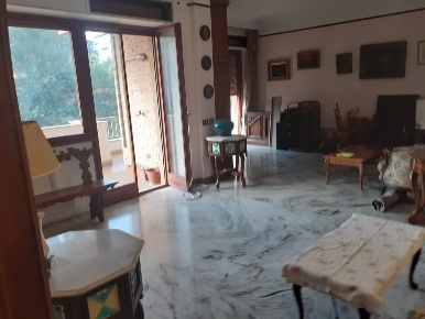 Foto Appartamento in via Vito Sinisi, Roma Tomba di Nerone di 190 m²