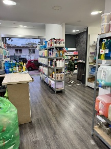 Foto Attività commerciale in Via Sicilia 2, Terracina di 54 m² con 4 locali