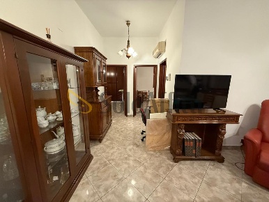Foto Appartamento in Via Eugenio Zampighi, Modena di 75 m² con 4 locali