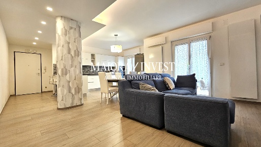 Foto Appartamento a Grottammare Centro di 134 m² con 5 locali in vendita