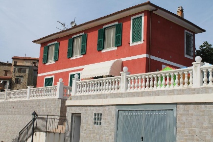 Foto Villa bifamiliare in Via Tamagna, Ventimiglia Seglia, Sant'Anna