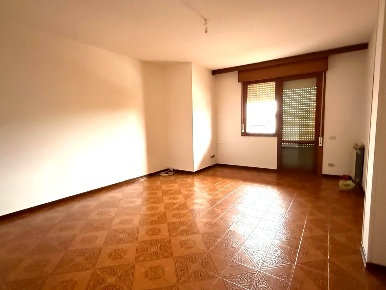 Foto Appartamento a Rovigo Commenda, San Bortolo di 113 m² con 6 locali