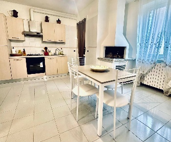 Foto Appartamento in VIA BEZZECCA, San Benedetto del Tronto di 135 m²