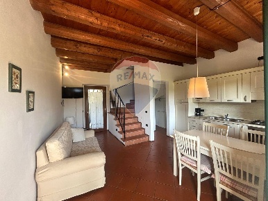 Foto Appartamento in Via Ronchi, Padenghe sul Garda di 65 m² con 2 locali