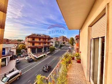 Foto Appartamento a Fonte Nuova Tor Lupara di 124 m² con 4 locali