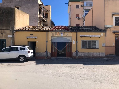 Foto Laboratorio in Vicolo Parrini, Palermo di 77 m² con 1 locali