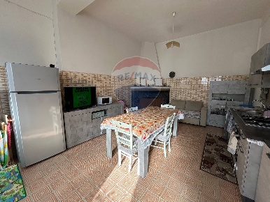 Foto Casa indipendente in Via Bologna, Maracalagonis Centro di 200 m²