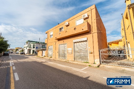 Foto Locale commerciale in VIA LEONARDO LEO, Olbia San Nicola di 240 m²