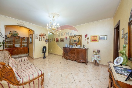 Foto Appartamento in Via De Lorenzo, Catania Via delle Calcare di 112 m²