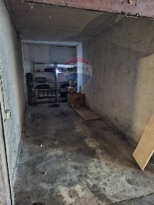 Foto Box in VIA TREVIGLIO, Busto Arsizio Sant'Edoardo di 13 m² con 1 locali