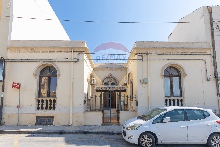 Foto Case semi ndipendenti in Via Riviera Dionisio il Grande, Siracusa