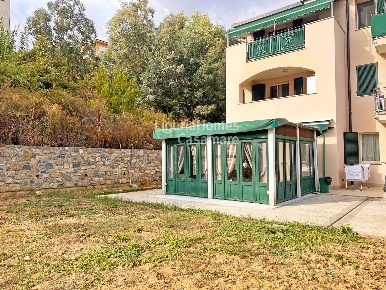 Foto Appartamento in Via Pasteur, Bordighera Due Strade di 96 m² in vendita