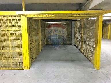 Foto Box a Parma Ospedale - Volturno di 12 m² con 1 locali in vendita