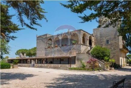 Foto Rustico in Via Masseria Appidè, Corigliano d'Otranto di 16578 m²