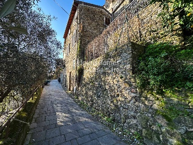 Foto Appartamento in Via Francesca Scudier, Vallebona Centro di 89 m²