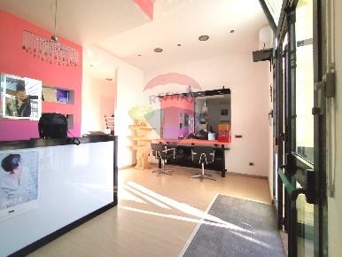 Foto Laboratorio in PIAZZA GIOVANNI XXIII, Osimo Centro di 90 m² in vendita