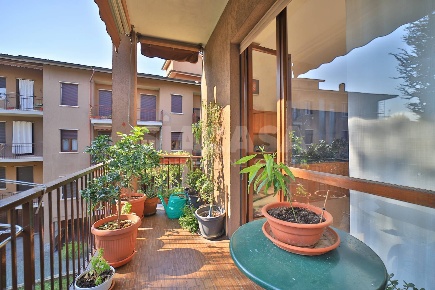 Foto Appartamento in Corso Alpi, Bellusco Centro di 110 m² con 3 locali