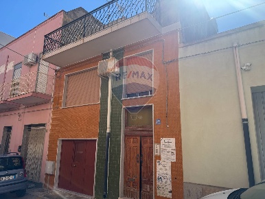 Foto Casa indipendente in VIA TORINO, Pachino Centro di 120 m² con 7 locali
