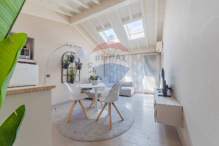 Foto Appartamento in Strada Cavour, Parma Centro Storico di 61 m²