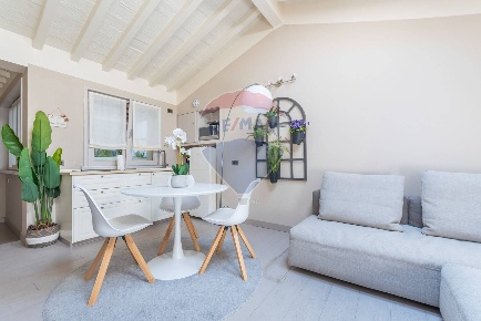 Foto Appartamento in Strada Cavour, Parma Centro Storico di 61 m²