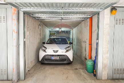 Foto Box in Via Don Isaia, Osio Sopra di 25 m² con 1 locali in vendita