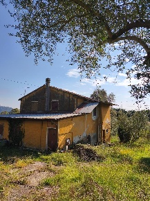Foto Casa indipendente a Carrara Fontia, Fossola, Fossone di 150 m²