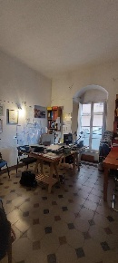 Foto Appartamento a Carrara Centro di 100 m² con 4 locali in vendita