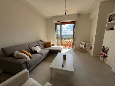 Foto Appartamento a Siena Vico Alto - San Miniato di 120 m² con 7 locali