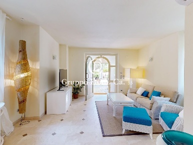 Foto Villa unifamiliare a Forte dei Marmi Vittoria Apuana di 155 m²