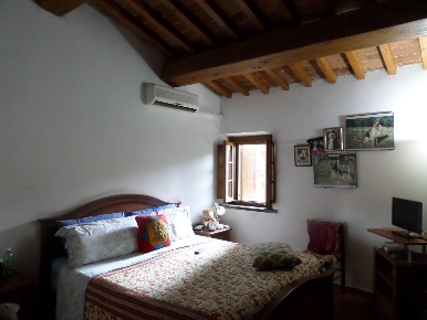 Foto Casa indipendente a Montopoli in Val d'Arno di 250 m² con 6 locali