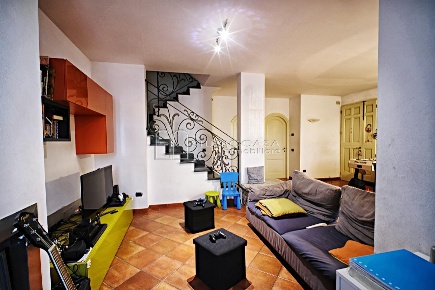 Foto Villa a schiera a Cascina Latignano di 150 m² con 6 locali in vendita