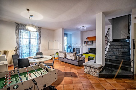 Foto Villa a schiera a Cascina Latignano di 150 m² con 6 locali in vendita