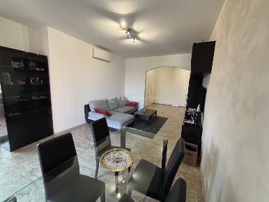 Foto Appartamento in via delle regioni 28, Segrate di 94 m² con 2 locali