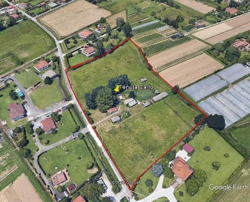Foto Rustico a Pietrasanta di 200 m² con 7 locali in vendita