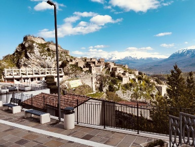 Foto Case semi ndipendenti in VIA SAN ROCCO, Pescosansonesco di 98 m²