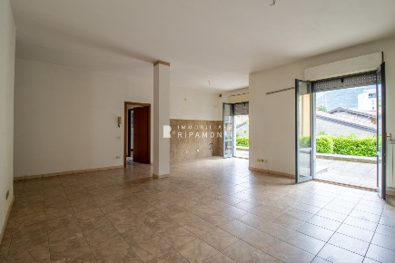 Foto Appartamento in Via Figini, Lecco Maggianico - Bione di 100 m²
