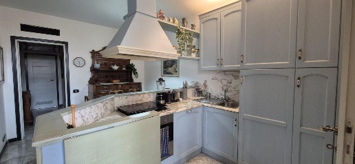 Foto Appartamento a Viareggio Centro di 100 m² con 4 locali in vendita