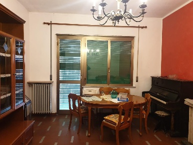 Foto Appartamento a Massa Rinchiostra - Quercioli di 125 m² con 7 locali