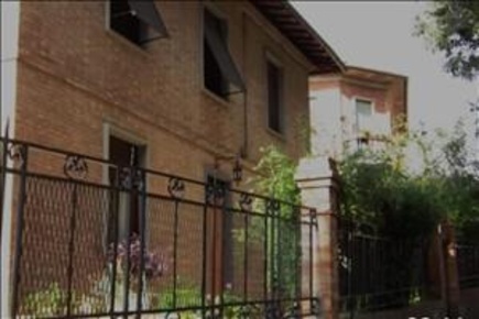 Foto Appartamento a Siena San Prospero di 150 m² con 7 locali in vendita