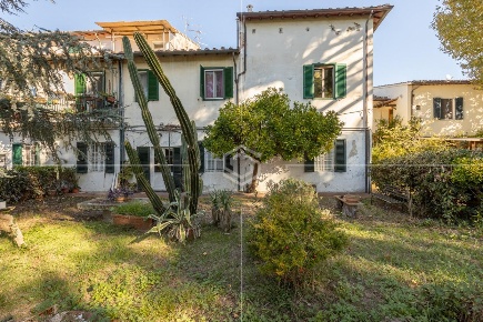 Foto Appartamento a San Giuliano Terme Colignola, Campo di 190 m²